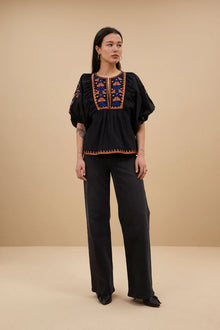  by-bar amsterdam // Bluse Gabie Embroidery Jet Black