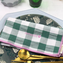  BARNABÉ AIME LE CAFÉ // Stoffserviette Vichy Sauge Amour