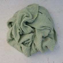  Wayda // Tuch Small 70x70 Pistachio Planet
