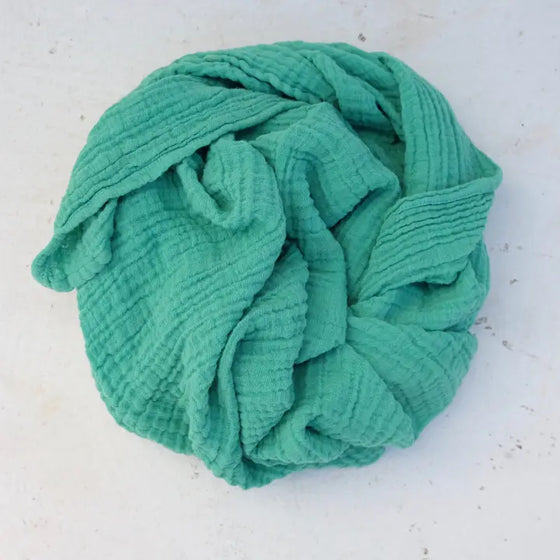 Wayda // Tuch Small 70x70 Future Green