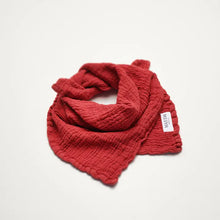  Wayda // Tuch Small 70x70 Red Pepper