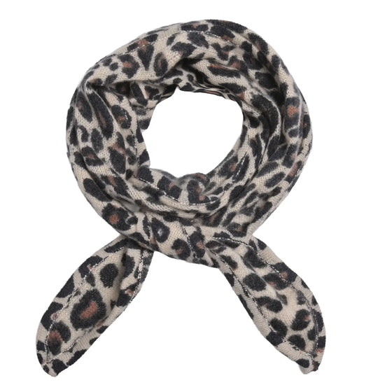 Cute Stuff // Schal Ella Leo