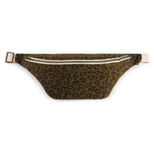  Rose in April // Bag Banane Leopard Olive