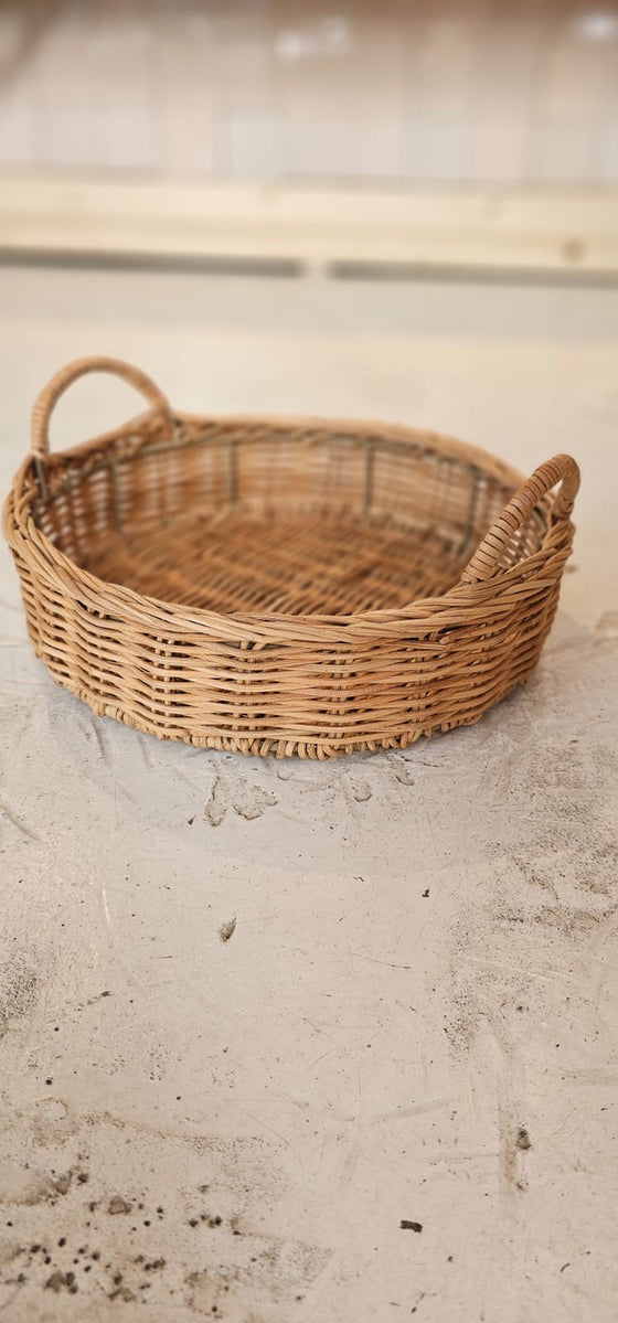 Madame Stoltz // Tray Round Rattan D:31x7