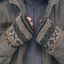  Cosy Buddha // Stulpen Handgestrickt Mousse/Pierre