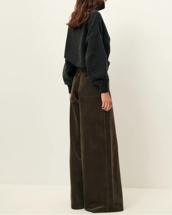 SESSUN // Hose Darm Lichen