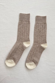  Le Bon Shoppe // Classic Cashmere Socks Fawn