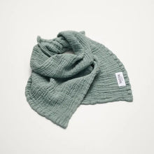  Wayda // Tuch Small 70x70 Green Salvia
