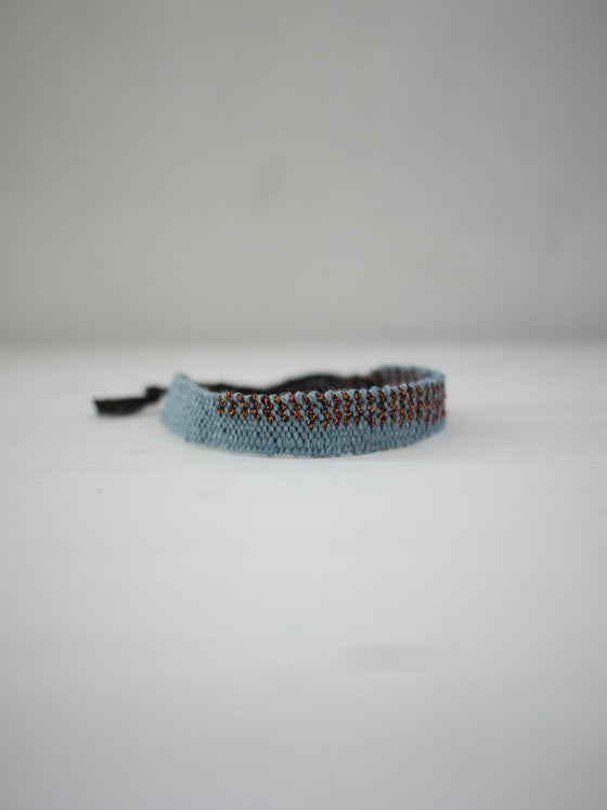 MYRIAM BALAŸ // Bracelet Loom N° 85 Bleu Cuivre