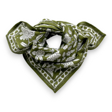  Apaches Collections // Schal Klein Manika Coeur Orties